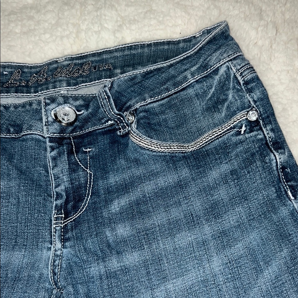 L.A. Idol Blue Skinny Jeans with Embroidered Design - Picture 9 of 15